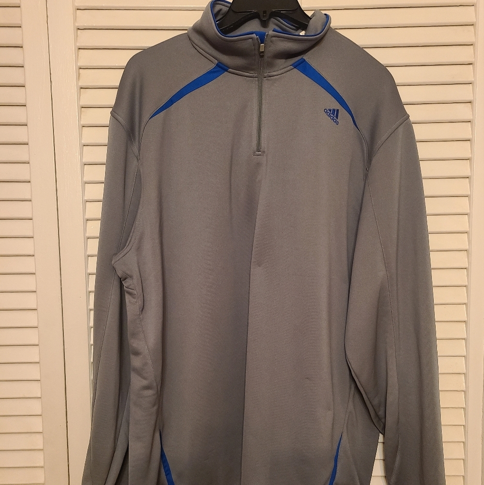 New with tags. Adidas Lightweight quarter zip pull over. 2XL
